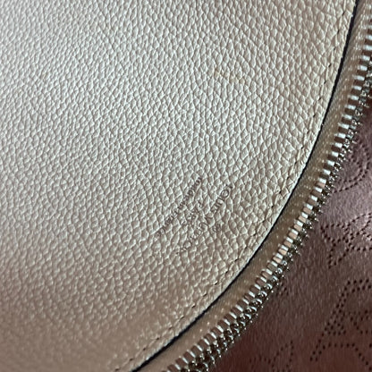 LOUIS VUITTON Shoulder Bag M58483 monogram mahina leather white Monogram Mahina Mulia