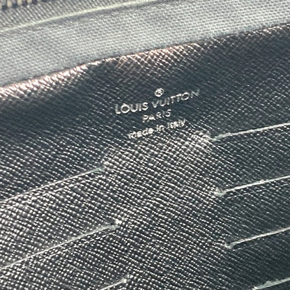LOUIS VUITTON business bag M31142 Taiga Leather black Taiga Pavel