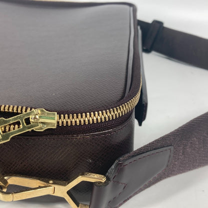 LOUIS VUITTON Handbag M30836 Taiga Leather wine-red Taiga Porto Ordina Tour Odessa