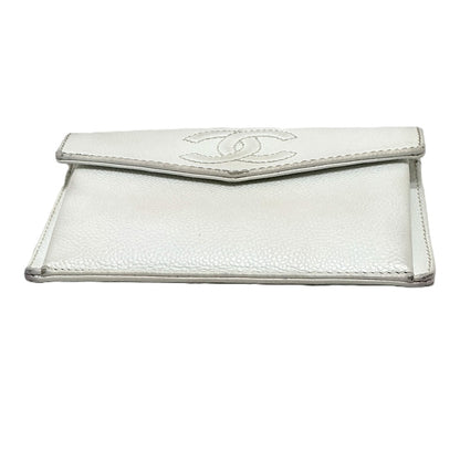 CHANEL Folded wallet Caviar skin white COCO Mark
