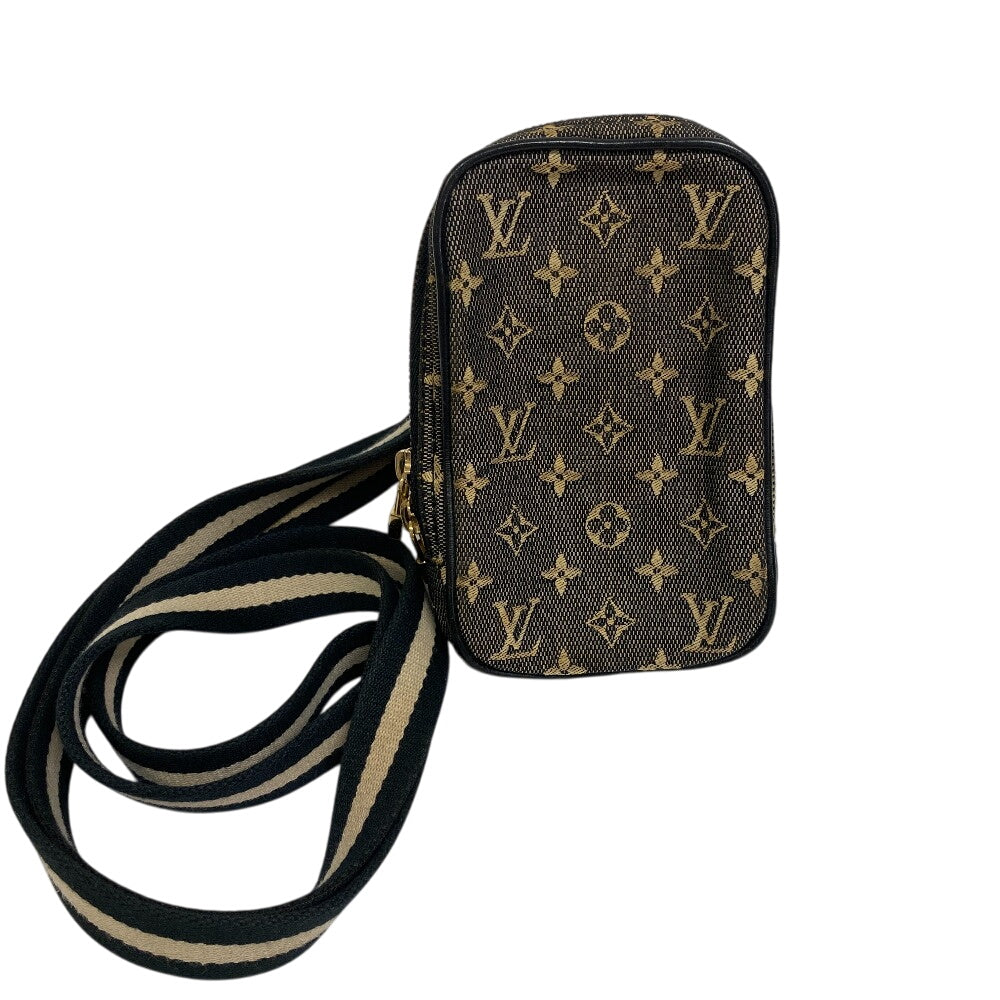 LOUIS VUITTON Pouch M92066 canvas black Monogram Us Digital
