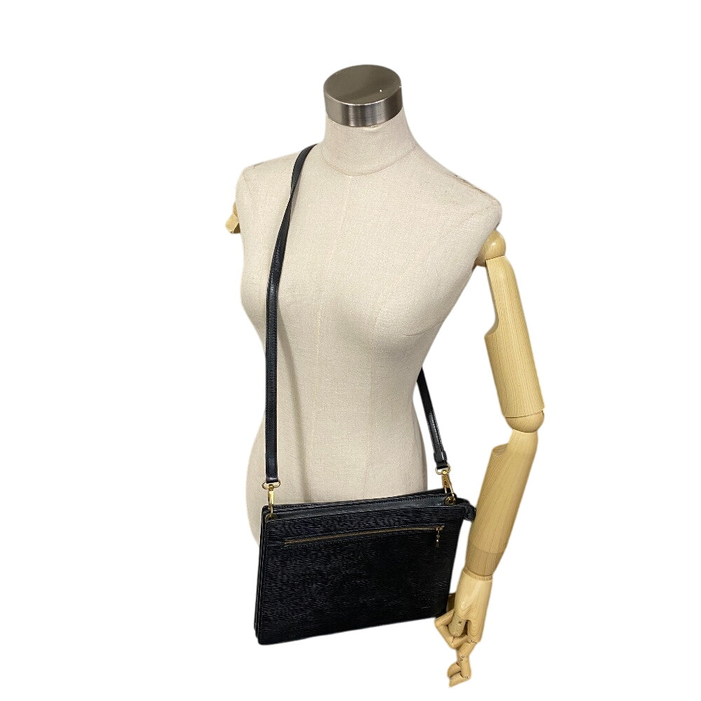 LOUIS VUITTON Shoulder Bag M52112 Epi Leather black Epi Enghien
